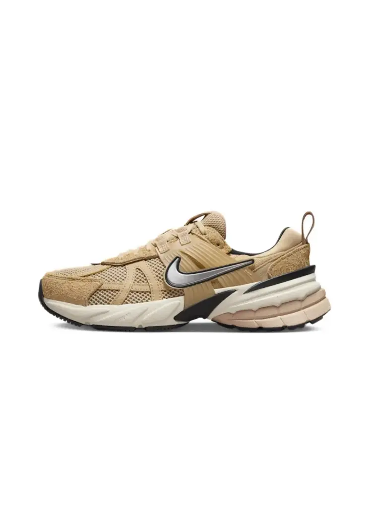 NIKE V2K RUN SESAME